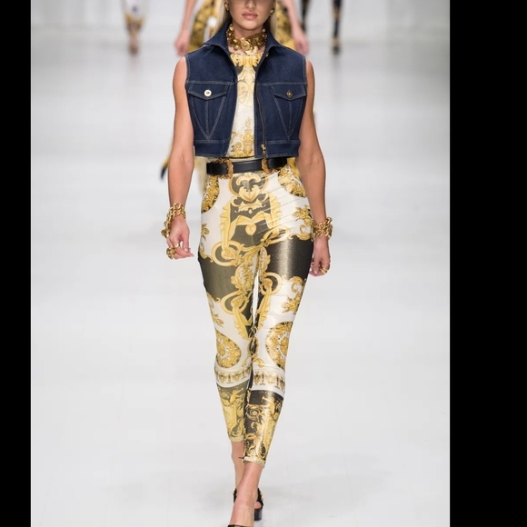 Versace 2018 Runway Gold and Black Baroque SS 1992 Tribute Leggings - Picture 6 of 17